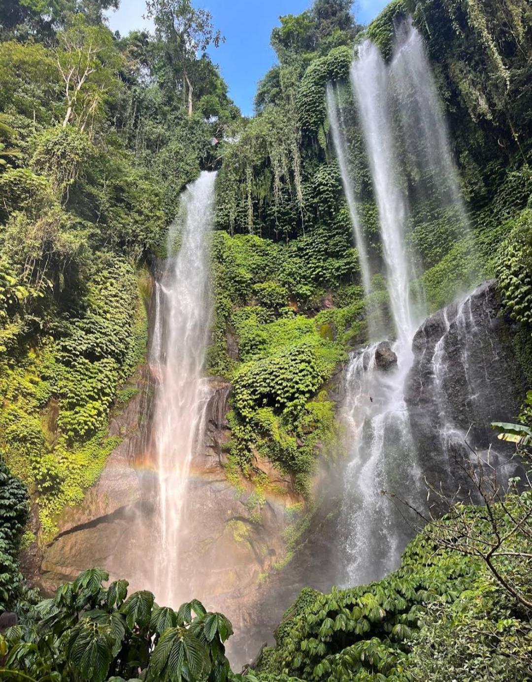 Jepun Homestay Lemukih Singaraja エクステリア 写真