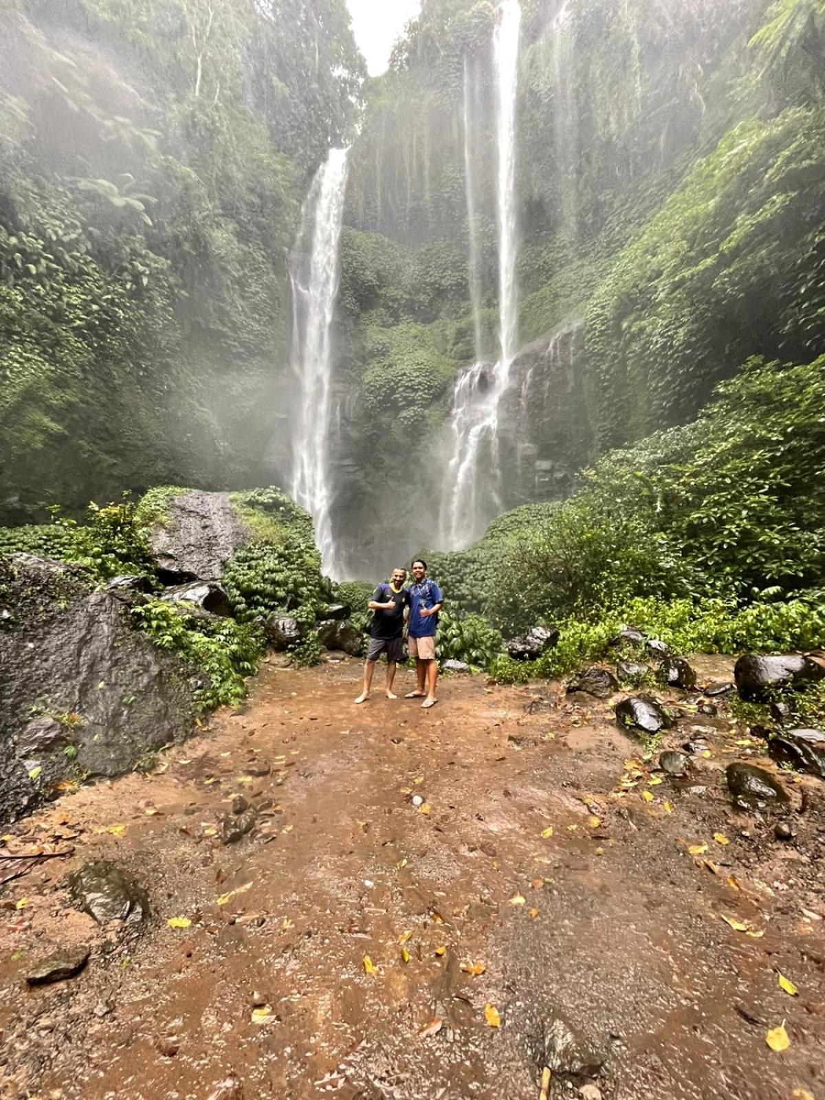 Jepun Homestay Lemukih Singaraja エクステリア 写真
